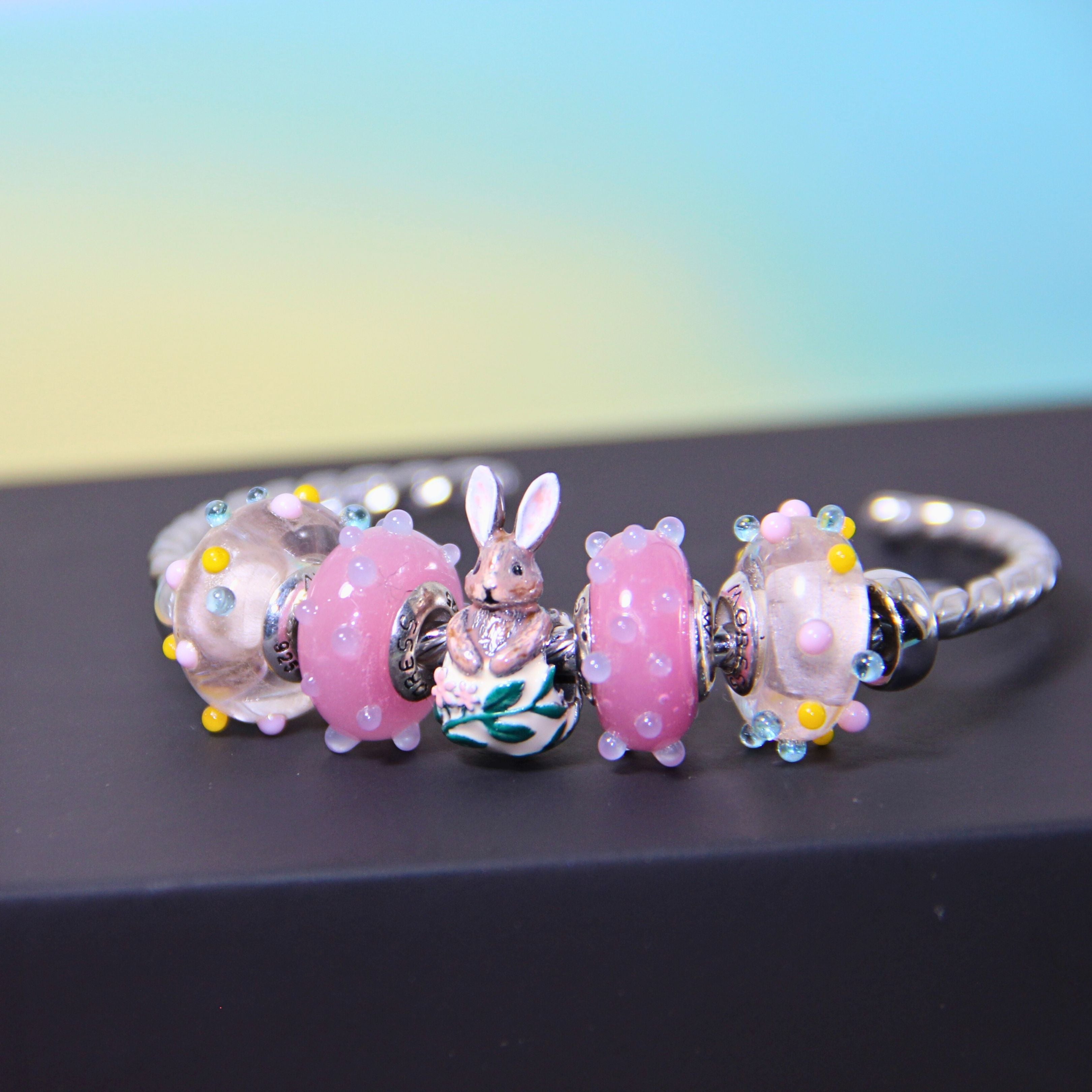 Suzie Bunny Bead